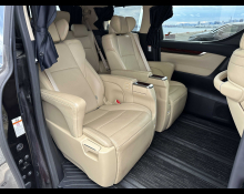 Toyota Vellfire 2015