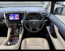 Toyota Vellfire 2015