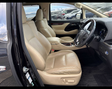 Toyota Vellfire 2015