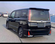 Toyota Noah 2018
