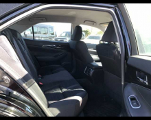 Toyota Crown Hybrid 2015