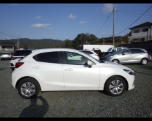 Mazda Mazda2 2020