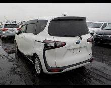 Toyota Sienta 2017
