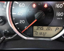 Toyota Corolla Axio 2016