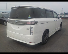Nissan Elgrand 2017