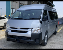 Toyota Hiace Commuter 2024