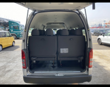 Toyota Hiace Commuter 2024