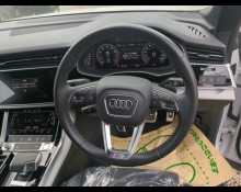 Audi Q8 2020