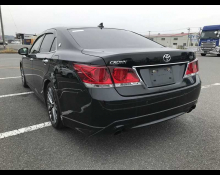 Toyota Crown Athlete 2015