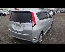 Toyota Passo Sette 2010