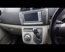 Toyota Passo Sette 2010