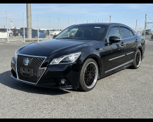 Toyota Crown Hybrid 2015