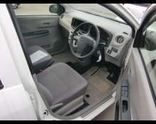 Daihatsu Mira e:S 2017