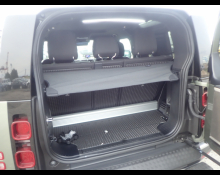 Land Rover Deffender 2023