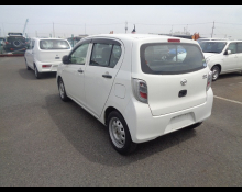 Daihatsu Mira e:S 2017