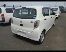 Daihatsu Mira e:S 2017