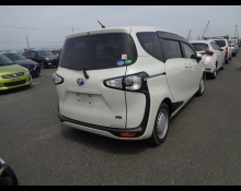 Toyota Sienta 2017