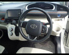 Toyota Sienta 2017