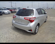 Toyota Vitz 2017