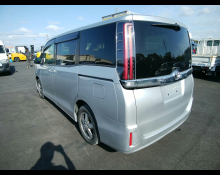Toyota Noah 2017