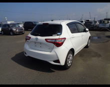 Toyota Vitz 2017