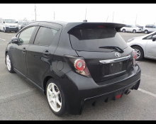 Toyota Vitz 2012
