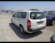 Toyota Probox Van 2017