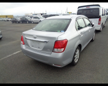 Toyota Corolla Axio 2013