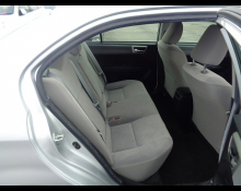 Toyota Corolla Axio 2013