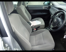 Toyota Corolla Axio 2013