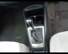 Toyota Corolla Axio 2013