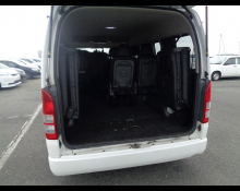 Toyota Hiace Wagon 2013