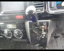 Toyota Hiace Wagon 2013