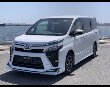 Toyota Voxy 2017