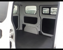 Nissan NV200 2017