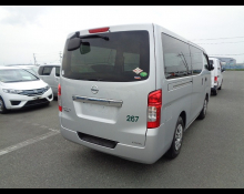 Nissan NV350 2019