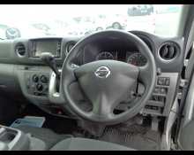 Nissan NV350 2019