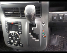 Toyota Voxy 2012