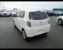 Daihatsu Mira e:S 2017