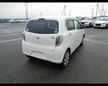 Daihatsu Mira e:S 2017