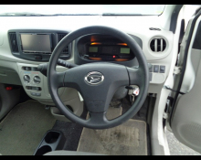 Daihatsu Mira e:S 2017