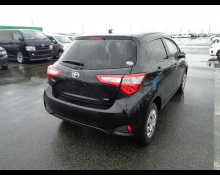 Toyota Vitz 2017