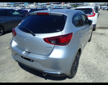 Mazda Mazda2 2021