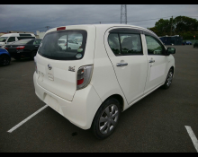 Daihatsu Mira e:S 2017