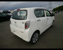 Daihatsu Mira e:S 2017