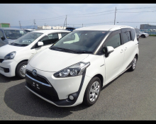 Toyota Sienta 2017