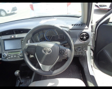 Toyota Corolla Axio 2017