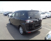 Toyota Sienta 2017