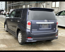 Toyota Corolla Rumion 2011