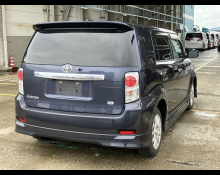 Toyota Corolla Rumion 2011